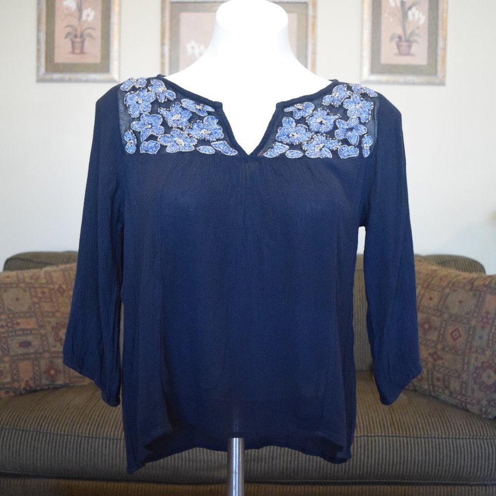 🌸 Abercrombie & Fitch Navy Blue Top